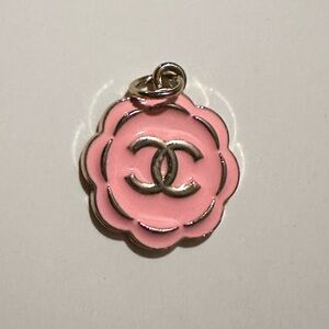 Brand new zipper pull charm!